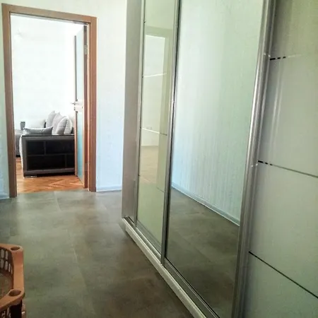 Elena Apartment *